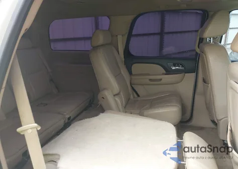 2008 Chevrolet Tahoe Ltz z USA, uszkodzony, nr VIN 1GNFC13058R197653